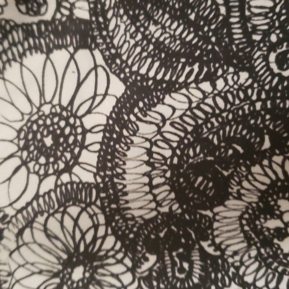 a.n.a silky blouse - Picture 4 of 6